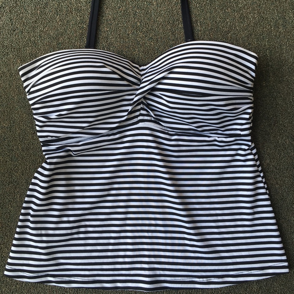 Mossimo Tankini Swim Top- L